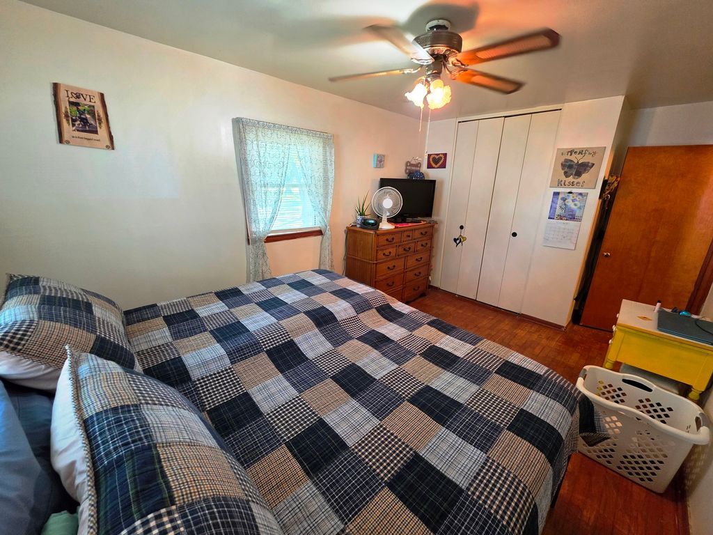 Image 18 of property listing at 108 N Linton Street, Odin, IL 62870
