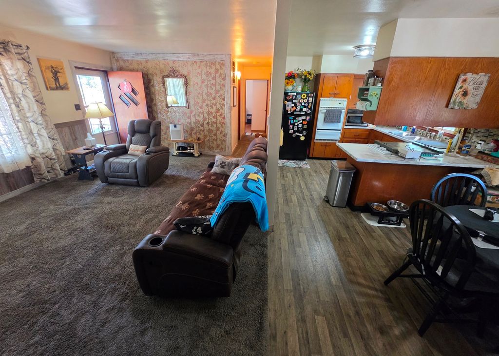 Image 10 of property listing at 108 N Linton Street, Odin, IL 62870