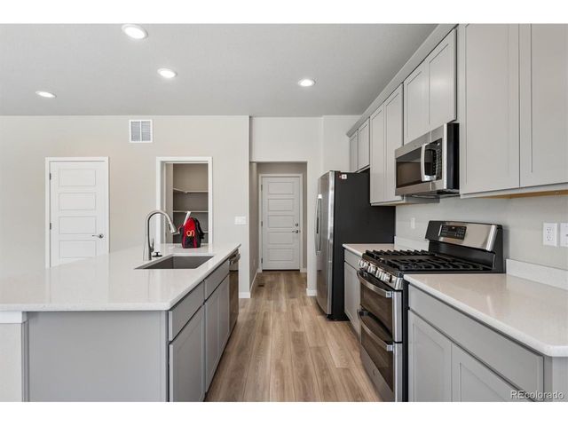 9136 Rifle St, Commerce City, CO 80022