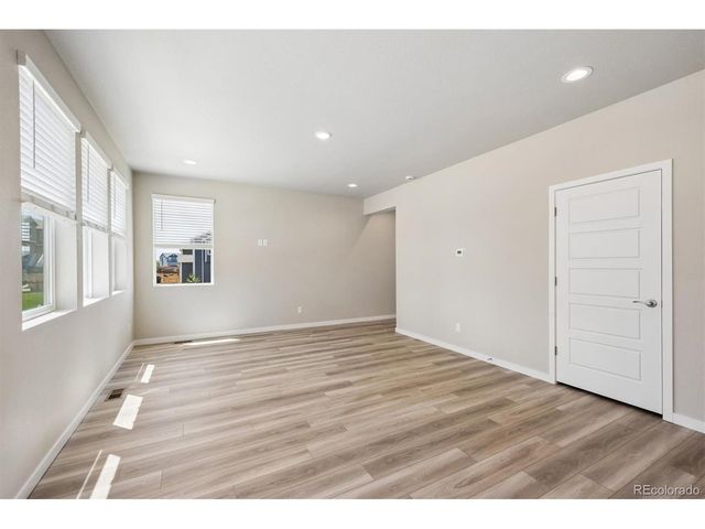 9136 Rifle St, Commerce City, CO 80022