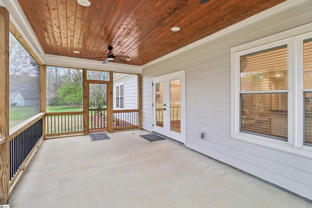 401 Grand Harbor Boulevard, Ninety Six, SC 29666