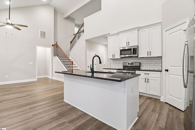 401 Grand Harbor Boulevard, Ninety Six, SC 29666