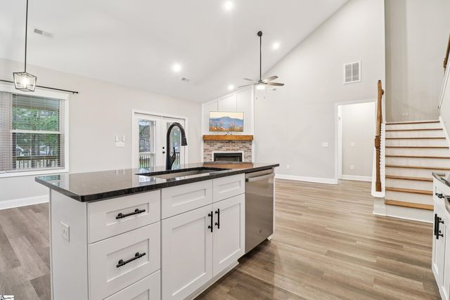 401 Grand Harbor Boulevard, Ninety Six, SC 29666