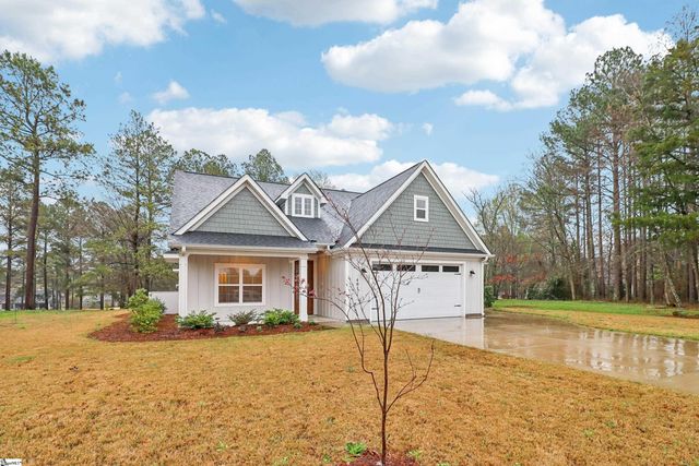 401 Grand Harbor Boulevard, Ninety Six, SC 29666