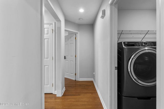 1216 Blackthorn Rd, Louisville, KY 40299