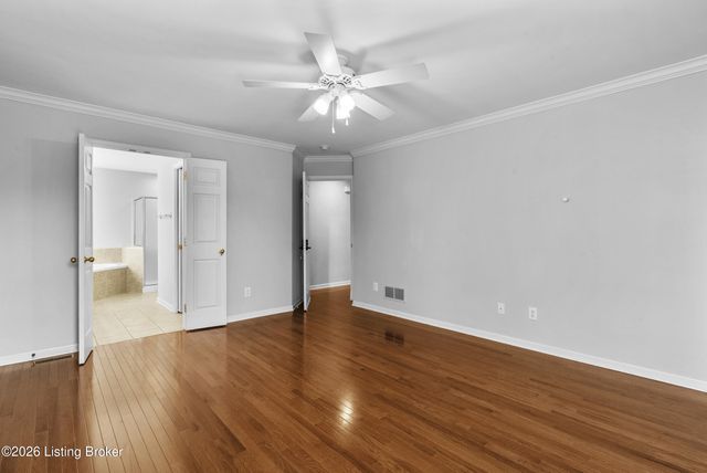 1216 Blackthorn Rd, Louisville, KY 40299