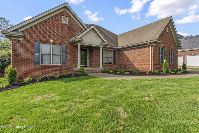 1216 Blackthorn Rd, Louisville, KY 40299