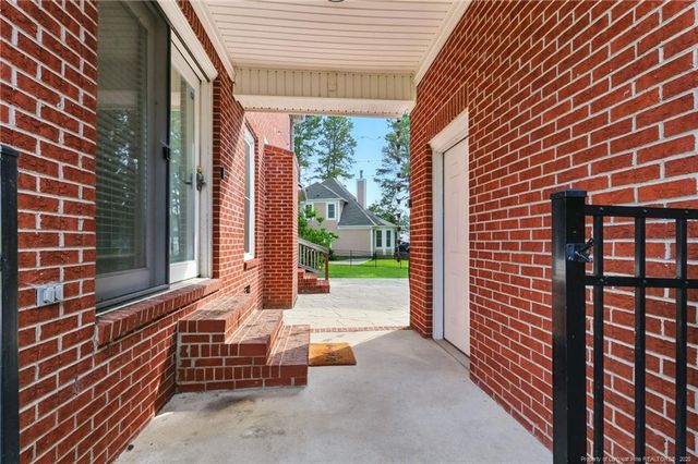 269 Shawcroft Road, Fayetteville, NC 28311