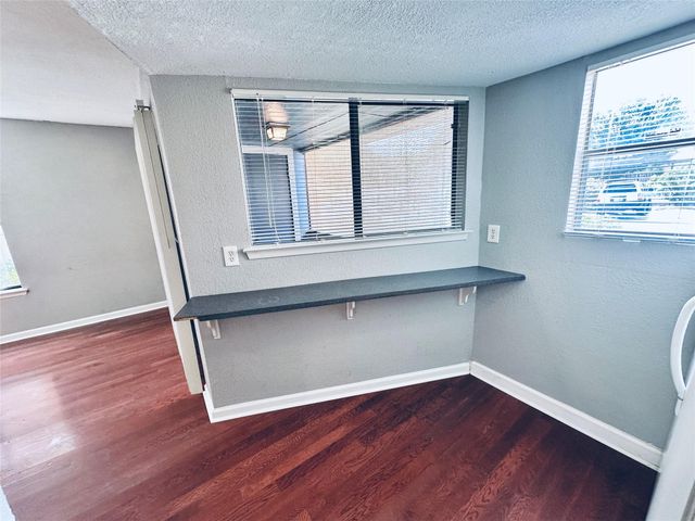 2500 Burleson RD 209, Austin, TX 78741