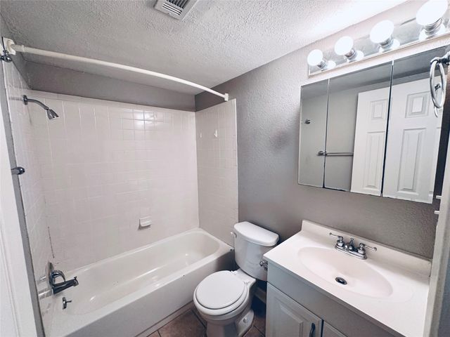 2500 Burleson RD 209, Austin, TX 78741