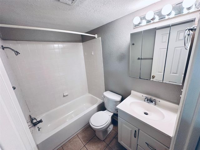 2500 Burleson RD 209, Austin, TX 78741