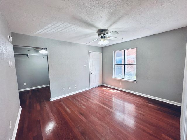 2500 Burleson RD 209, Austin, TX 78741