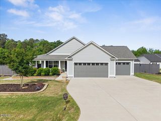 92 Apple Grove Lane, Four Oaks, NC 27524