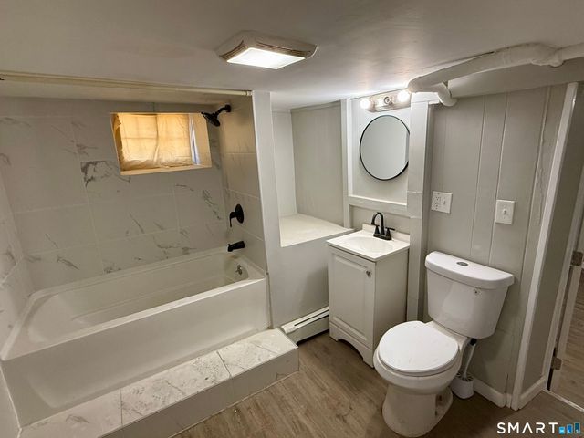 205 Shaw Street B, New London, CT 06320