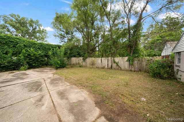 19936 Washburn Street, Detroit, MI 48221