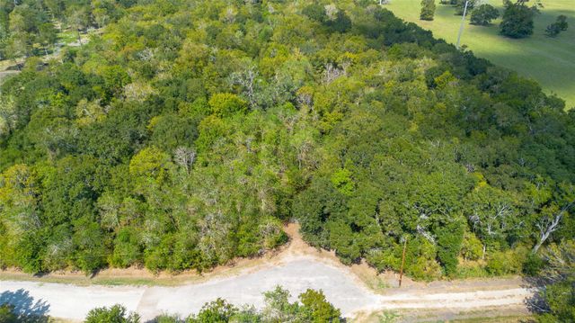 0 Bear Bottom Drive, Wharton, TX 77488