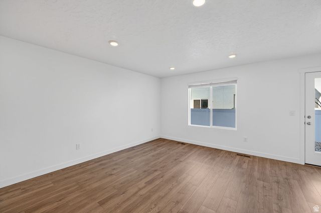 1154 E TRIDENT DR, Saratoga Springs, UT 84045