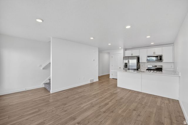 1154 E TRIDENT DR, Saratoga Springs, UT 84045