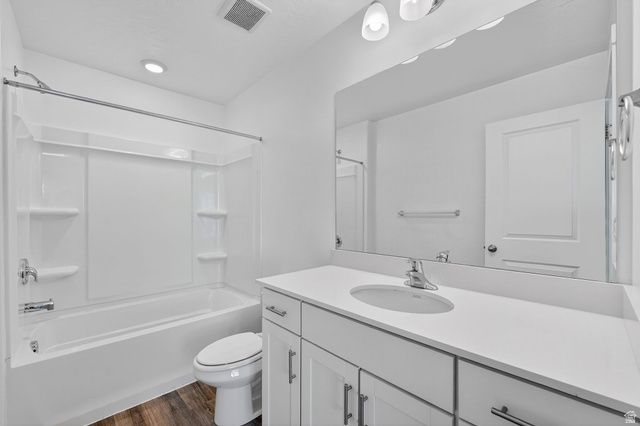 1154 E TRIDENT DR, Saratoga Springs, UT 84045