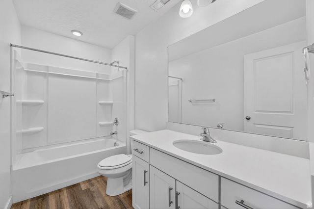 1154 E TRIDENT DR, Saratoga Springs, UT 84045