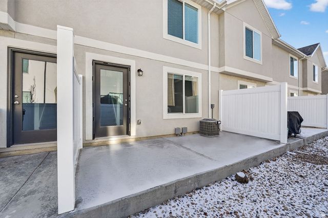 1154 E TRIDENT DR, Saratoga Springs, UT 84045