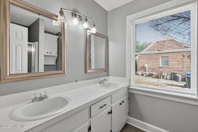 1205 Brookhaven Drive NW, Wilson, NC 27896