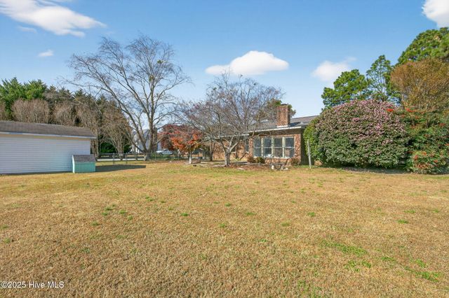 1205 Brookhaven Drive NW, Wilson, NC 27896