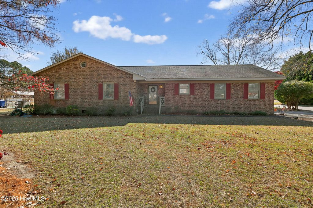 1205 Brookhaven Drive NW, Wilson, NC 27896