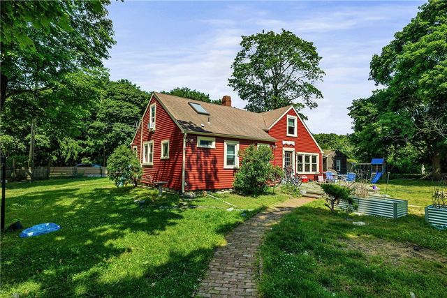 1707 Diamond Hill Road, Cumberland, RI 02864