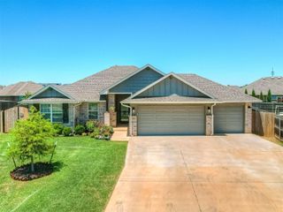 11117 SW 34th Terrace, Yukon, OK 73099