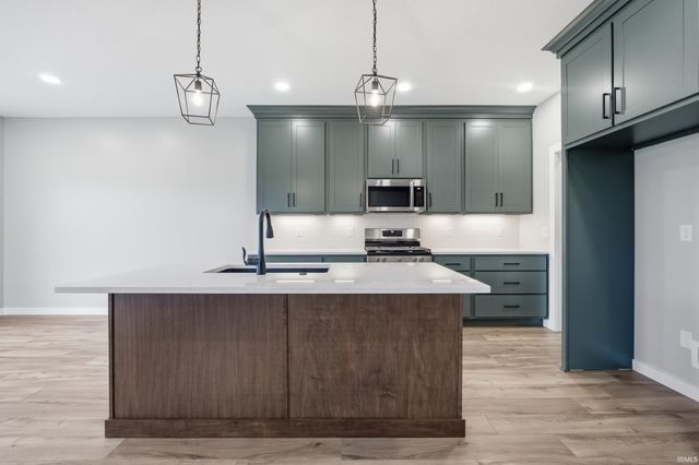 1373 Din Cove, Huntertown, IN 46748