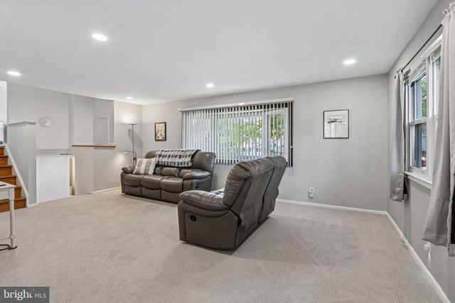 945 MYSTIC LN, West Norriton, PA 19403