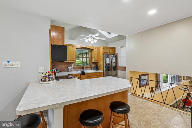 945 MYSTIC LN, West Norriton, PA 19403