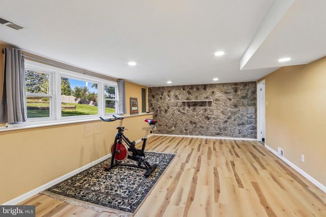 945 MYSTIC LN, West Norriton, PA 19403