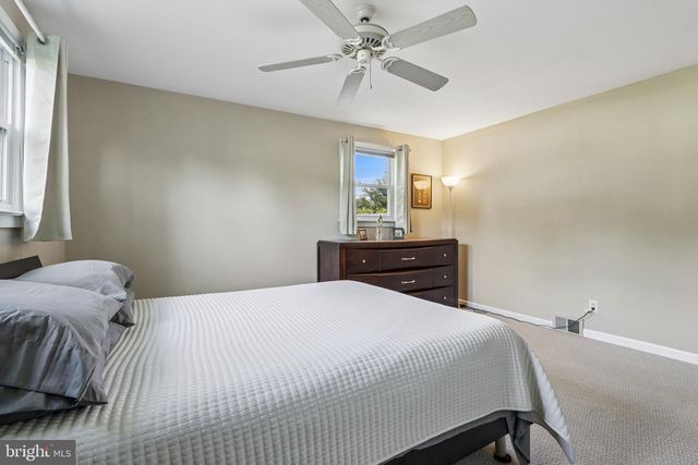 945 MYSTIC LN, West Norriton, PA 19403