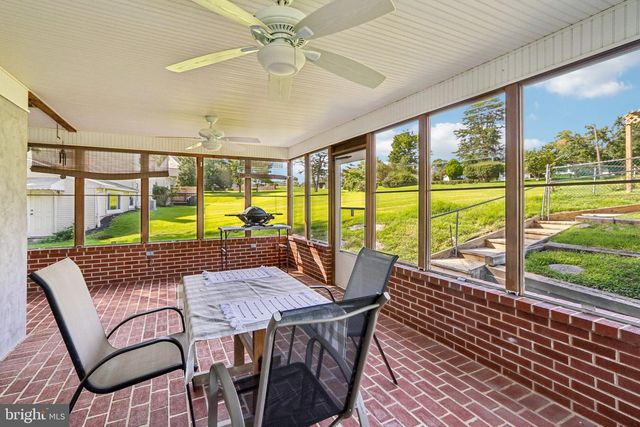 945 MYSTIC LN, West Norriton, PA 19403