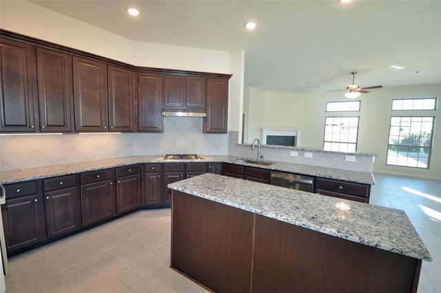 3705 Pedregal Road, League City, TX 77539