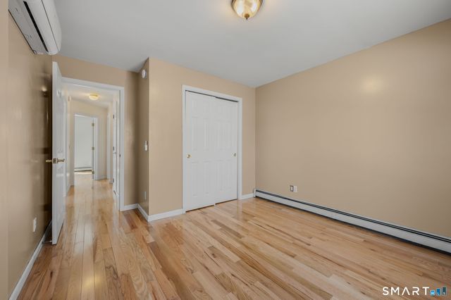 106 Oakwood Road, East Lyme, CT 06357