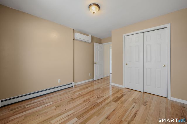 106 Oakwood Road, East Lyme, CT 06357