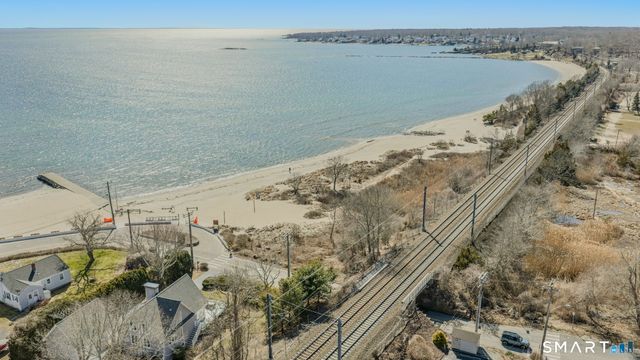 106 Oakwood Road, East Lyme, CT 06357