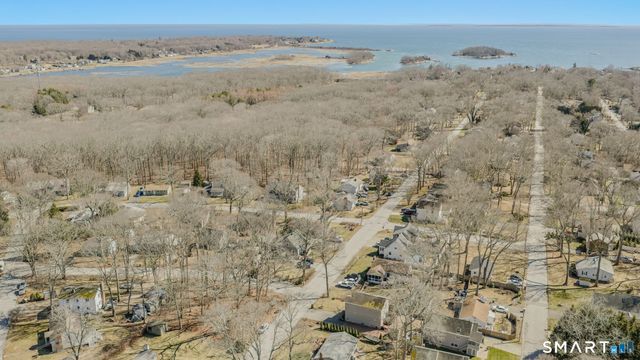 106 Oakwood Road, East Lyme, CT 06357