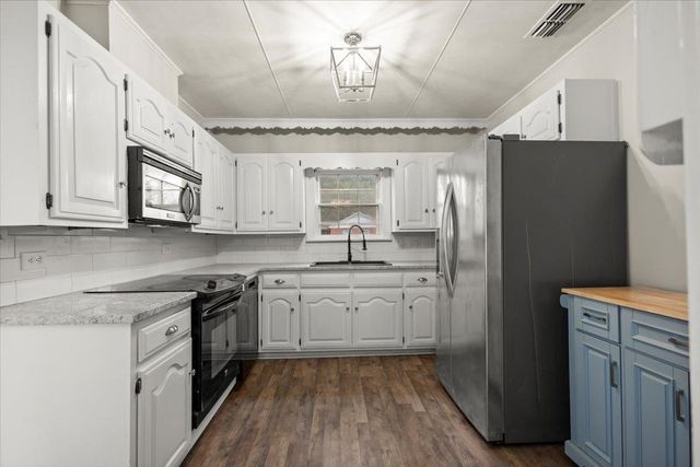 2707 Dudley Road, Kilgore, TX 75662