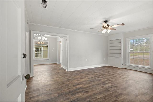 2707 Dudley Road, Kilgore, TX 75662