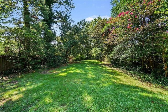 5089 Fairmont Road SE, Smyrna, GA 30082