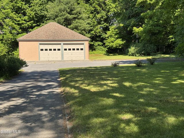 101 Church Avenue, Ballston Spa, NY 12020