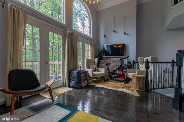 2519 GADSBY PL, Alexandria, VA 22311