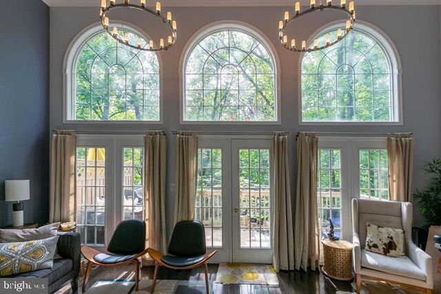 2519 GADSBY PL, Alexandria, VA 22311