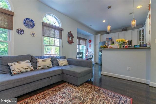 2519 GADSBY PL, Alexandria, VA 22311