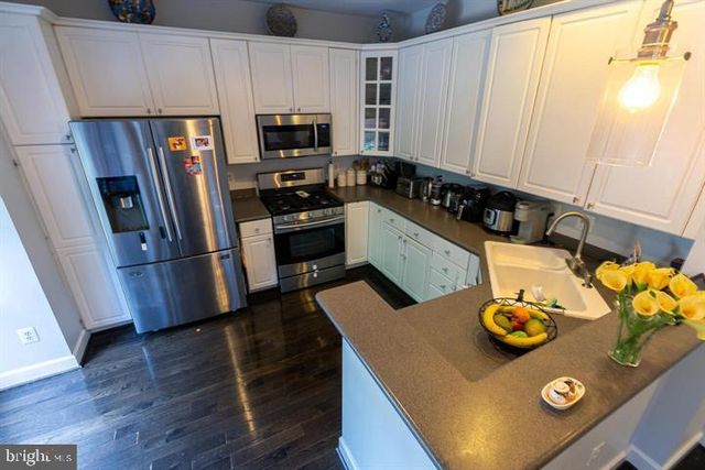 2519 GADSBY PL, Alexandria, VA 22311