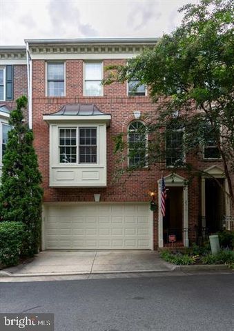2519 GADSBY PL, Alexandria, VA 22311